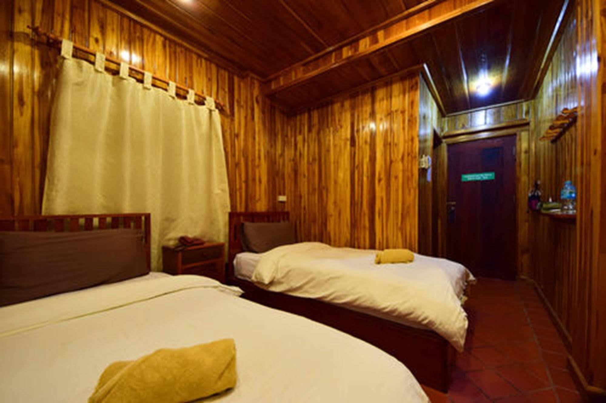 Mylaohome Guesthouse Luang Prabang Bagian luar foto